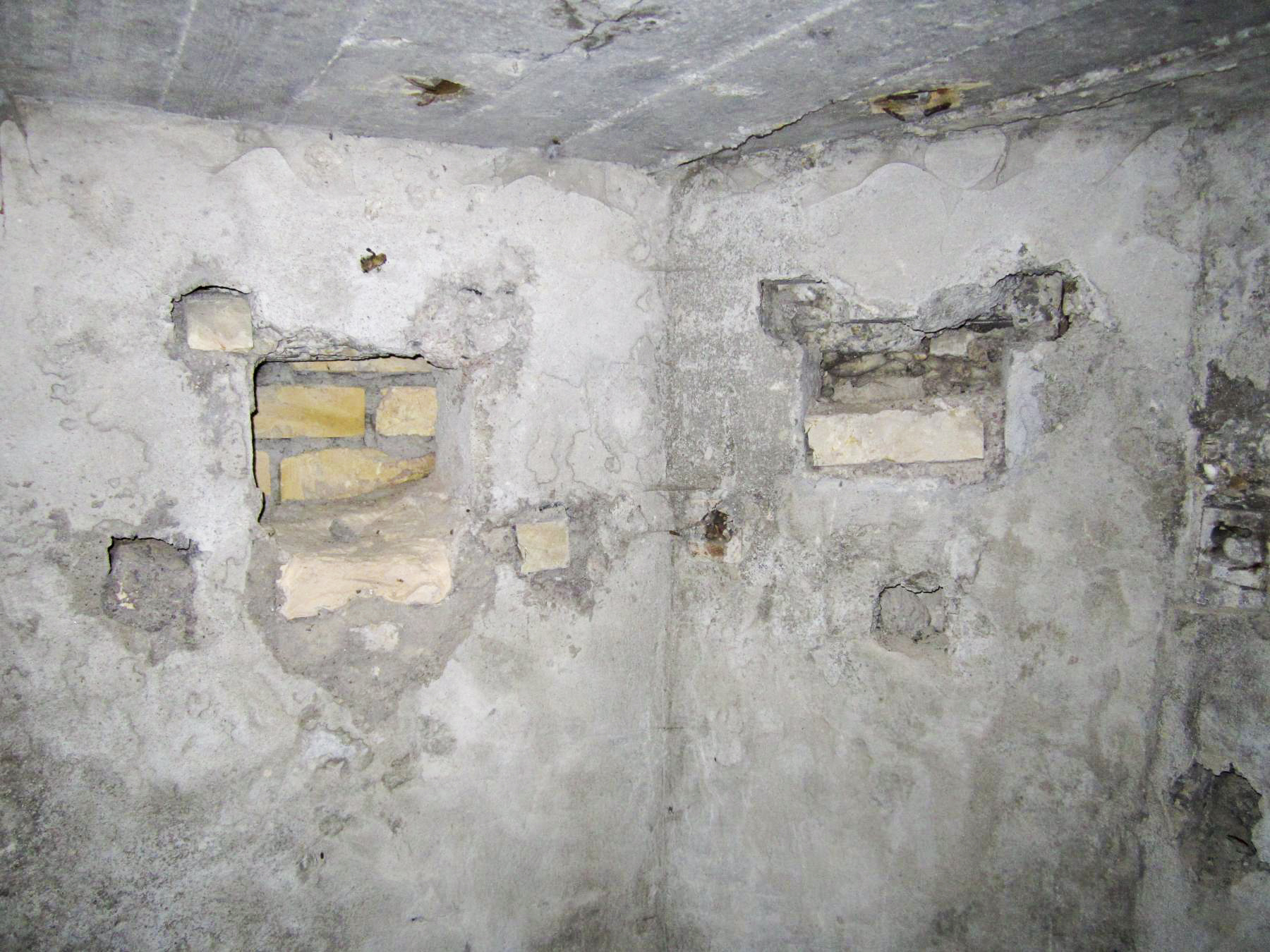 Ligne Maginot - HAUTE DIGUE 6 - (Blockhaus pour arme infanterie) - Chambre de tir
Créneau latéraux gauche - G.Fuchs