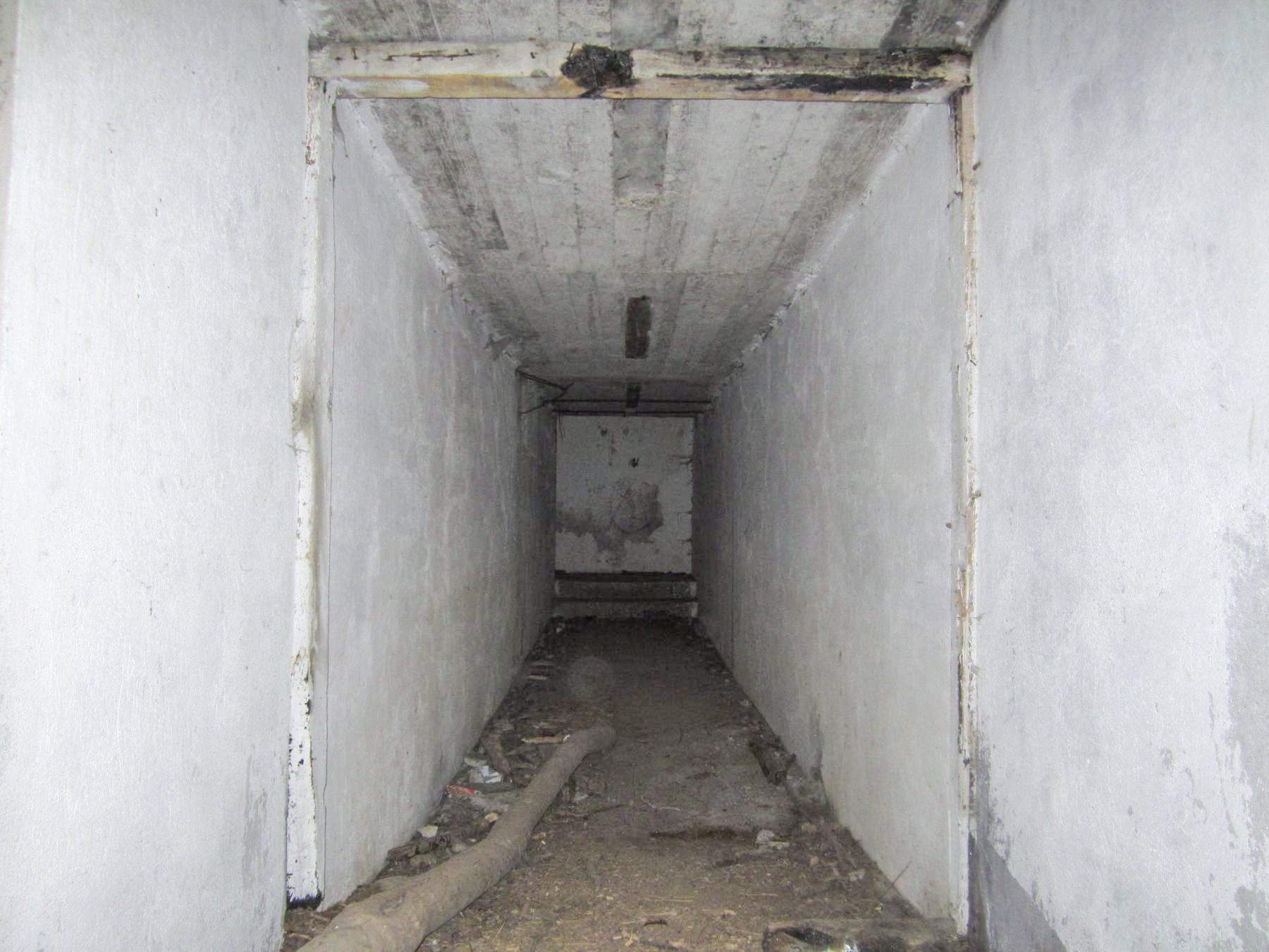 Ligne Maginot - HAUTE DIGUE 9 - (Blockhaus pour arme infanterie) - Galerie sous la digue - G.Fuchs