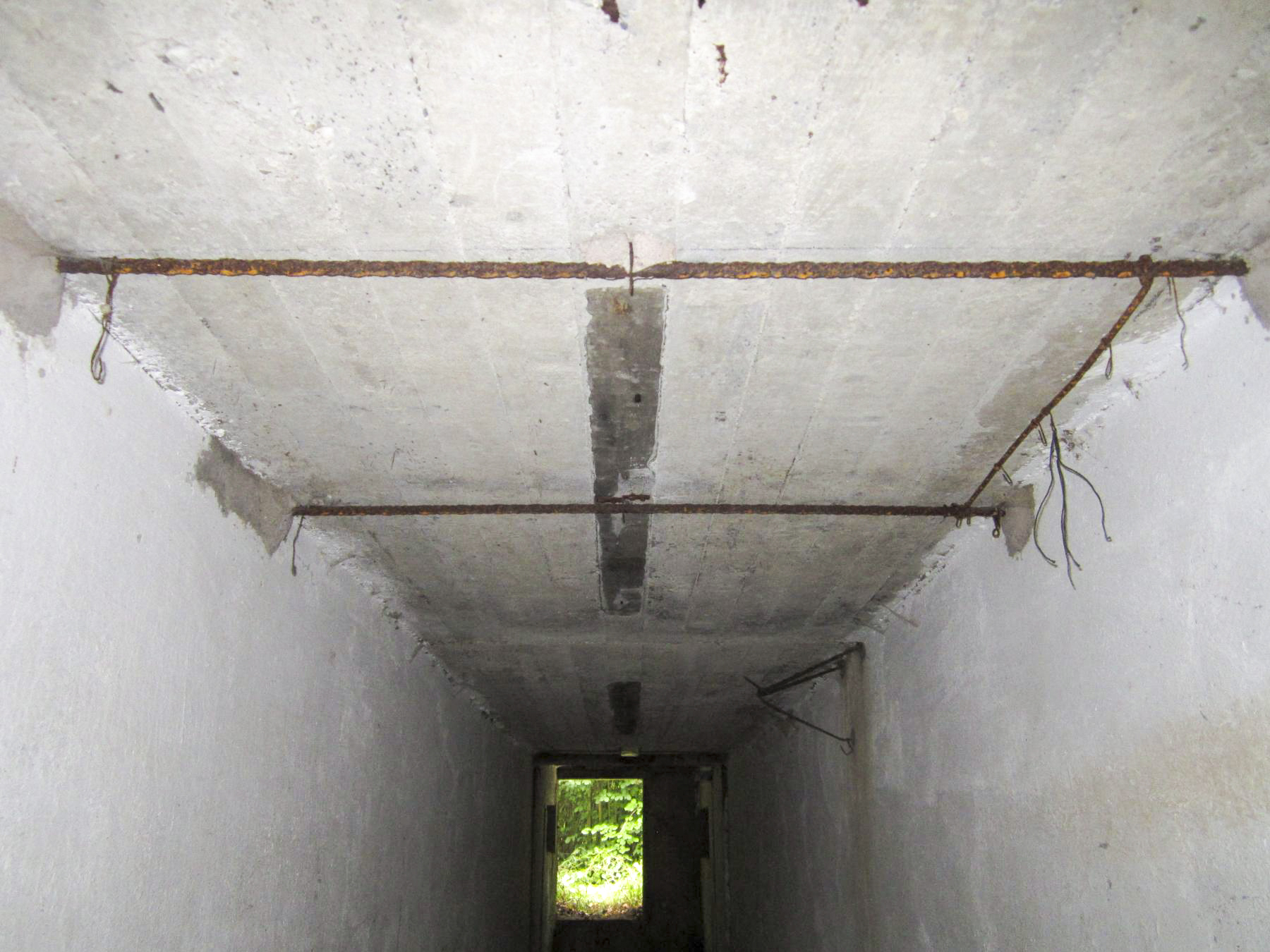 Ligne Maginot - HAUTE DIGUE 9 - (Blockhaus pour arme infanterie) - Supports dans la galerie - G.Fuchs