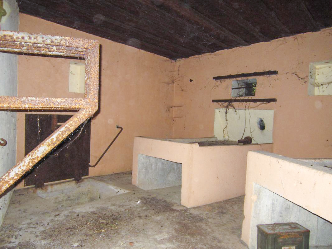 Ligne Maginot - M26 - (Blockhaus pour arme infanterie) - Chambre de tir - Gregory Fuchs