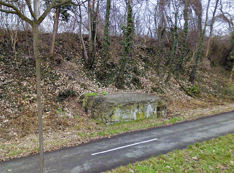 Ligne Maginot - S - (Chambre de coupure) - Chambre de coupure 'S' (Polygone Nord) - Google Streetview 