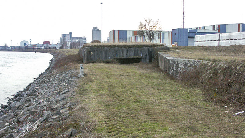 Ligne Maginot - SPORENINSEL - (Casemate d'infanterie - Double) - Vue sur la chambre de tir nord - LAMBERT Pascal