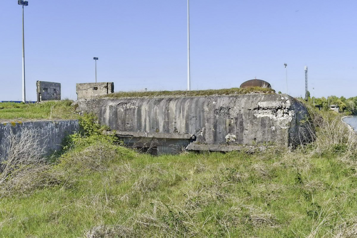 Ligne Maginot - SPORENINSEL - (Casemate d'infanterie - Double) - Vue sur la chambre de tir sud - D. Froehly