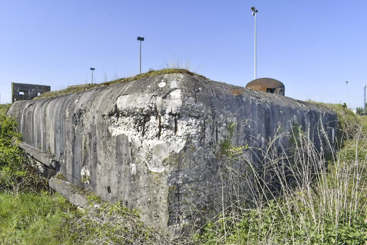 Ligne Maginot - SPORENINSEL - (Casemate d'infanterie - Double) - Mur frontal et chambre de tir sud - D. Froehly