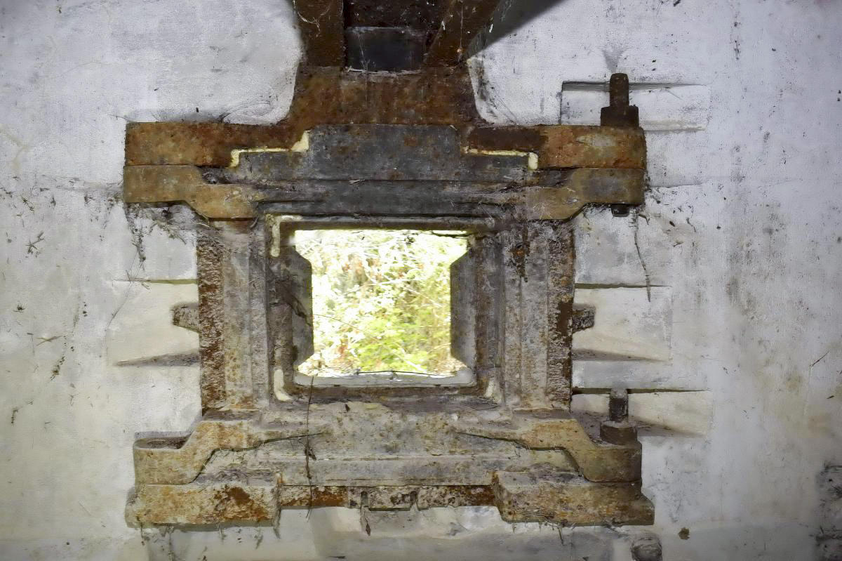 Ligne Maginot - SPORENINSEL - (Casemate d'infanterie - Double) - Chambre de tir sud
Créneau JM/47 AC - D. Froehly