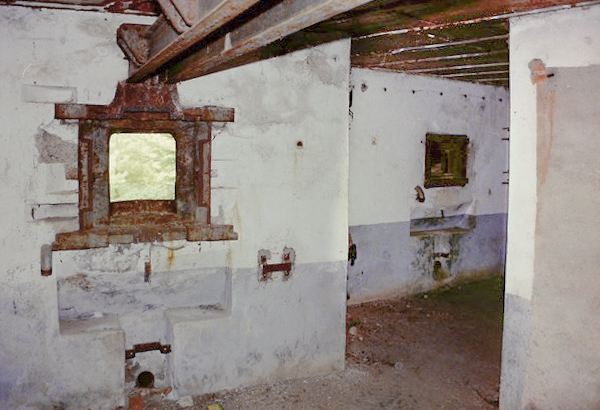 Ligne Maginot - 25/3 - NEUERGRABEN - (Casemate d'infanterie - double) - Photographies des années 1990 - Alain Pérouffe