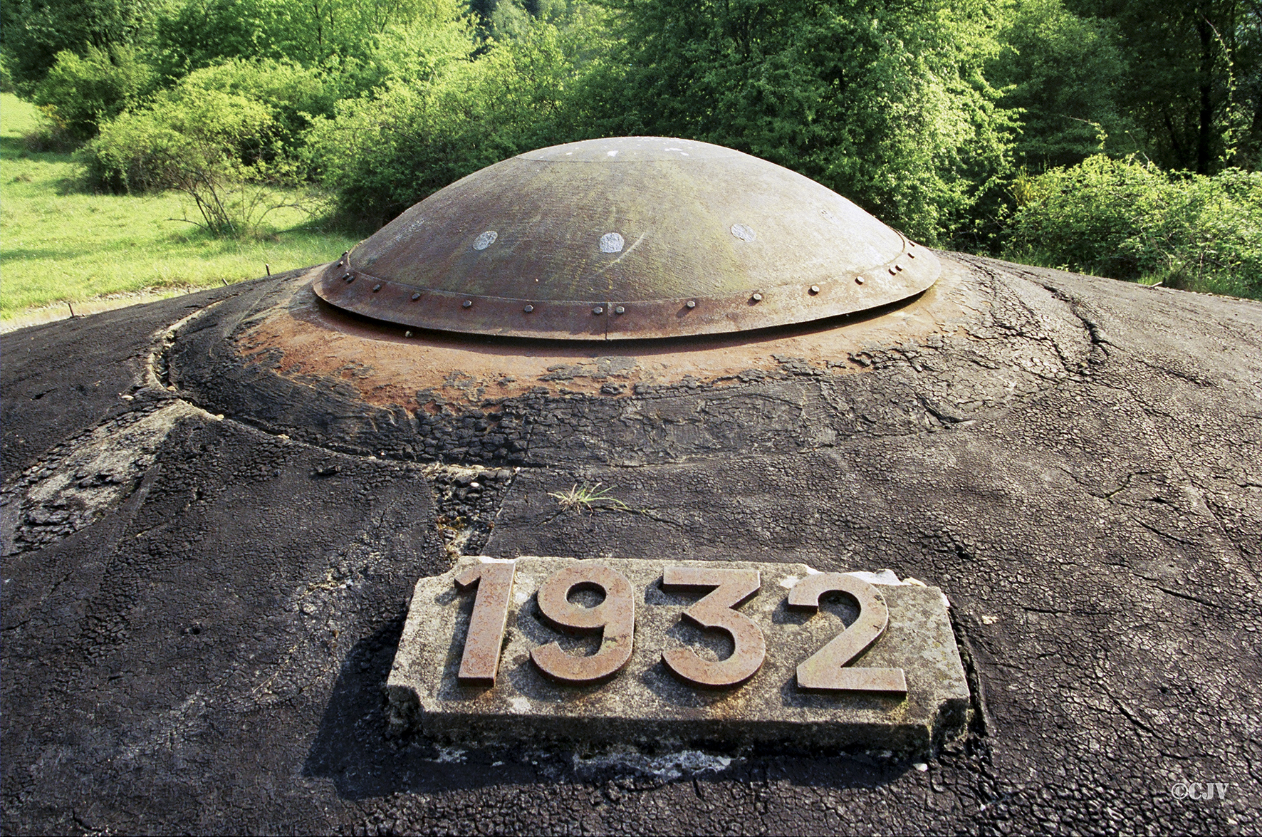 Ligne Maginot - HOCHWALD - (Ouvrage d'artillerie) - Bloc 15 
Tourelle de mitrailleuses - Lia Vermeulen