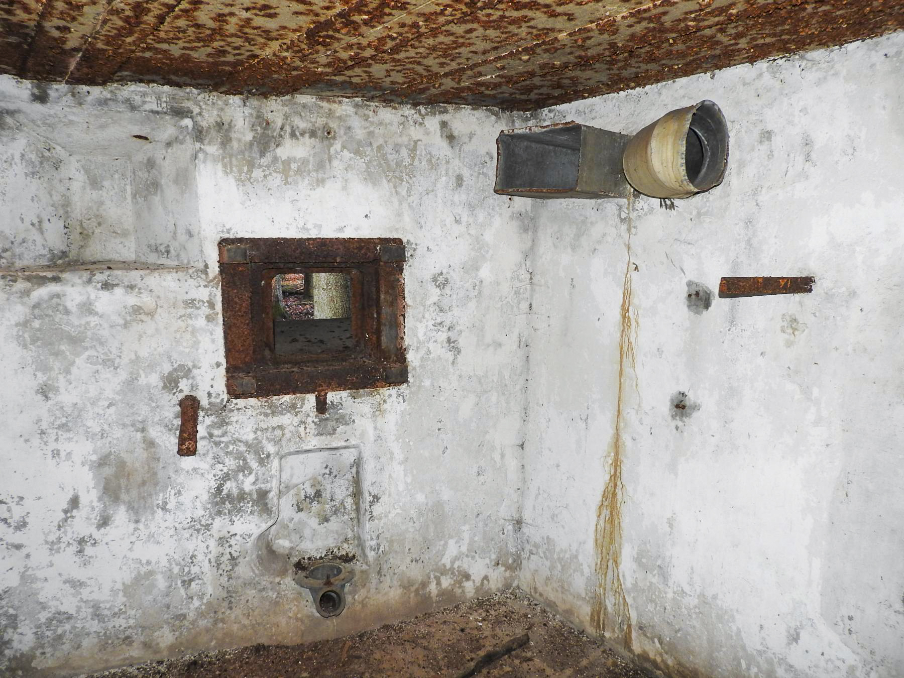 Ligne Maginot - GRAFENWEIHER NORD OUEST - (Casemate d'infanterie - double) - La chambre de tir Ouest - STENGER Mathieu