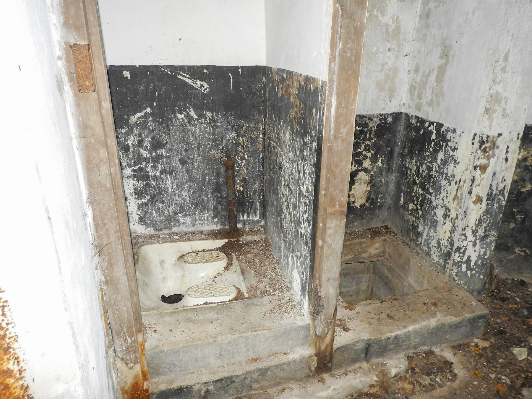 Ligne Maginot - GRAFENWEIHER NORD OUEST - (Casemate d'infanterie - double) - Les latrines - STENGER Mathieu