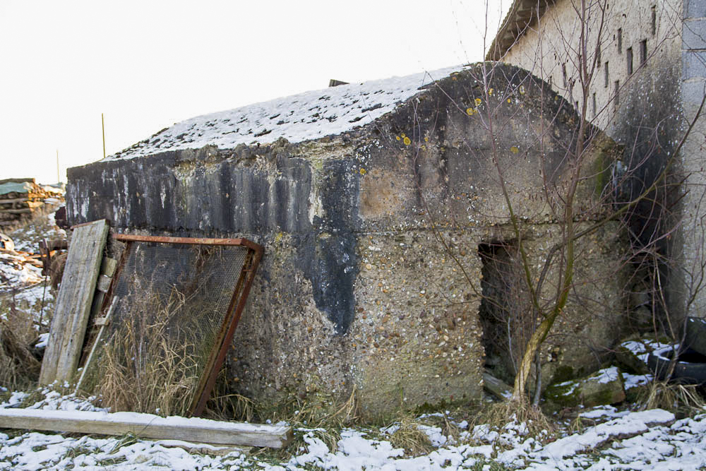 Ligne Maginot - SENTZICH 3 - (Blockhaus pour arme infanterie) - Sur cette vue de 2012, l'entrée du blockhaus est bien visible - Michel Teiten