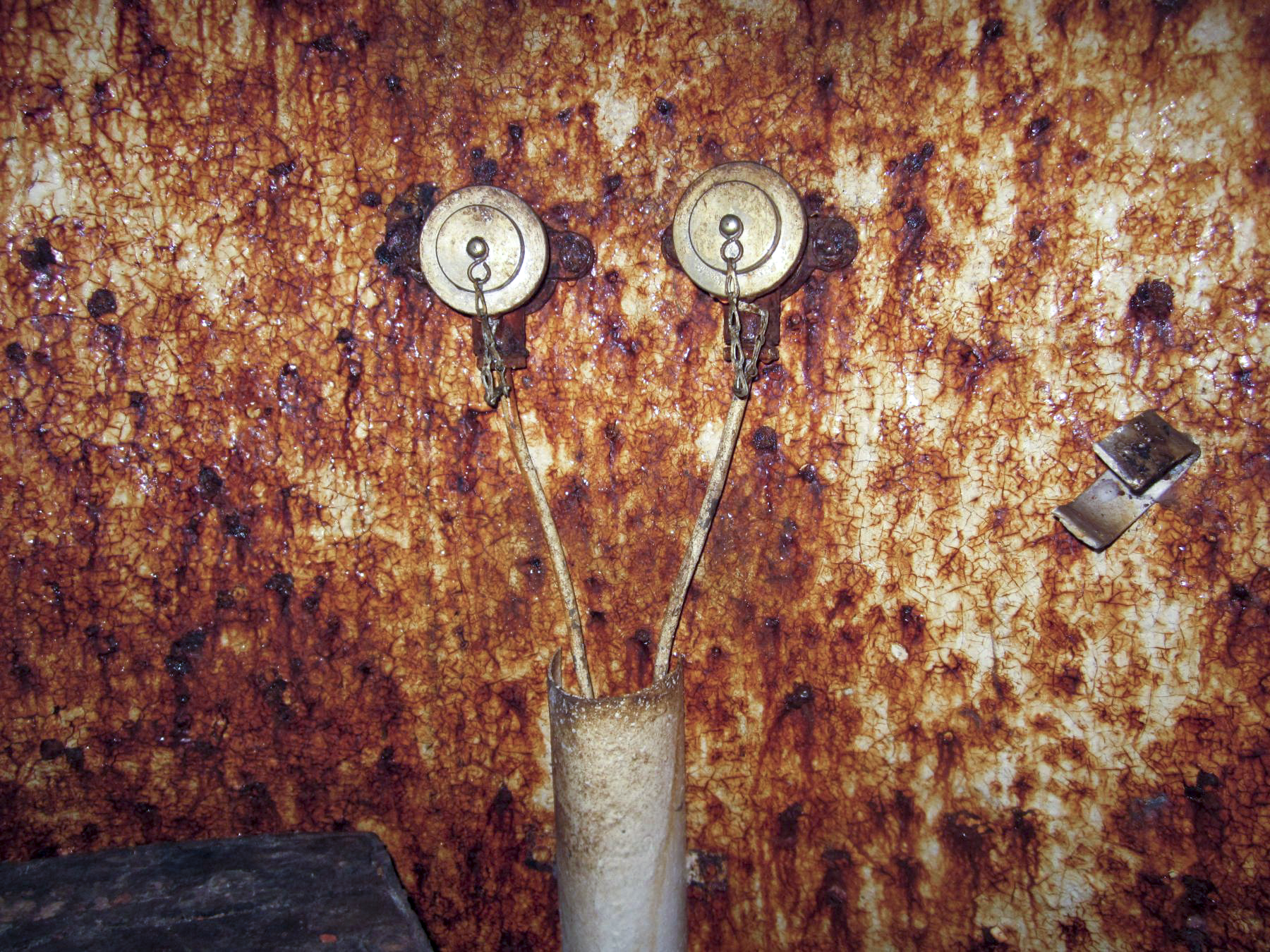 Ligne Maginot - HOCHWALD Haut Avant - Bloc 20 - O7 ( Observatoire d'artillerie ) - Prises téléphoniques - Gregory Fuchs
