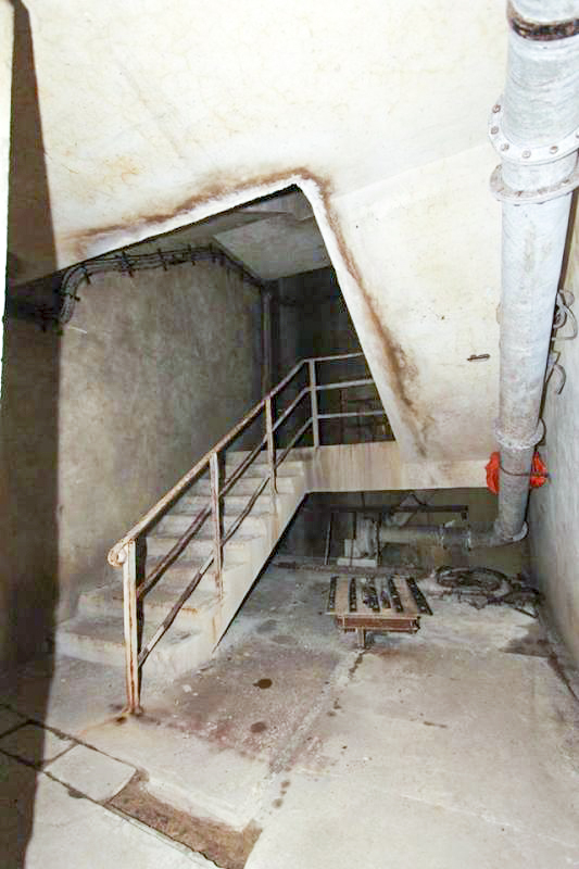 Ligne Maginot - GRASERSLOCH - (Abri) - Le bas de la cage d'escalier du coffre d'entrée Est - GRAMI