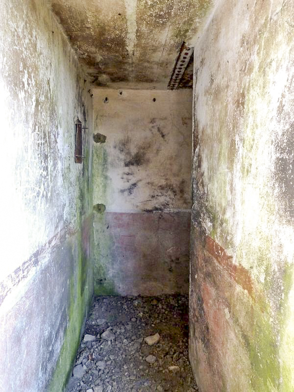 Ligne Maginot - INGOLSHEIM Est ( Casemate d'infanterie ) -  - JMBrams