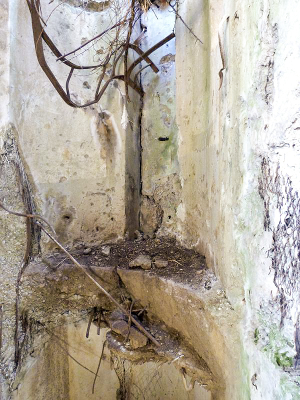 Ligne Maginot - INGOLSHEIM Est ( Casemate d'infanterie ) -  - JMBrams