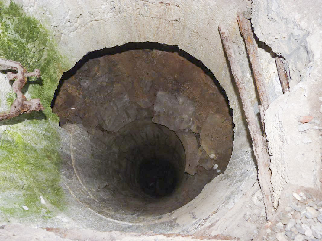 Ligne Maginot - INGOLSHEIM Est ( Casemate d'infanterie ) -  - JMBrams