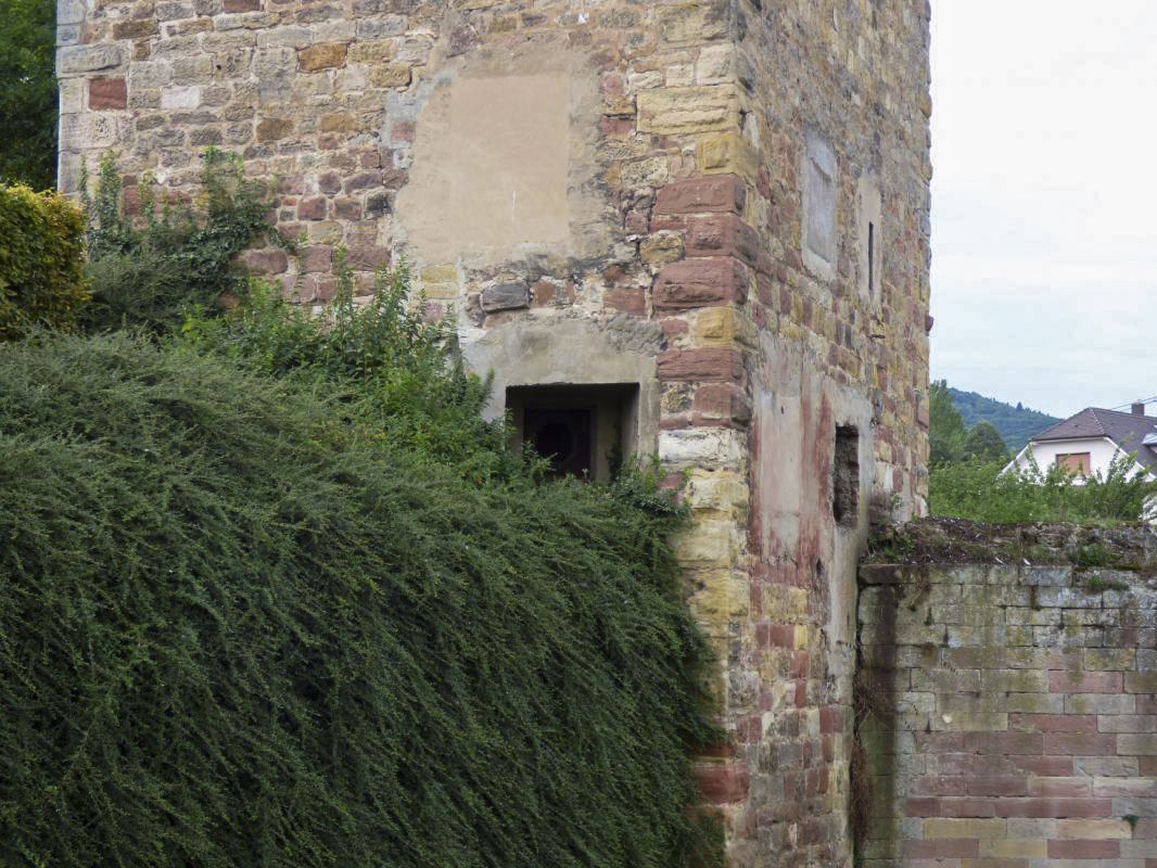 Ligne Maginot - WISSEMBOURG NORD EST - (Poste GRM - Maison Forte) - Les deux premiers créneaux pour FM - LATIMIER Seb