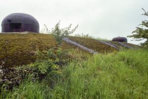 Ligne Maginot - BOIS DU FOUR - A5 - (Ouvrage d'infanterie) - Cloche GFM Est et la cloche VDP