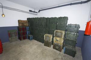 Ligne Maginot - BOIS DU FOUR - A5 - (Ouvrage d'infanterie) - Chambre de tir mortier Est
Magasin à munitions de 81