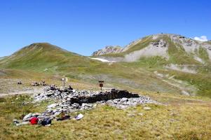 Ligne Maginot - SOLLIERES COTE 2721 - (Observatoire d'infanterie) - Col de Sollières
Restes d'un ancien  poste frontière