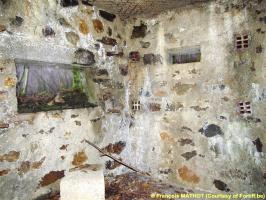 Ligne Maginot - BA106 - ROUTE DE REVIN 3 - (Blockhaus pour arme infanterie) - Créneau AC de droite + créneau observatoire de droite