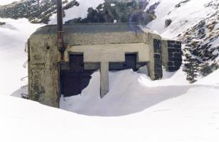 Ligne Maginot - PAS DU ROC - (Ouvrage d'artillerie) - L'entrée de l'ouvrage
Vue coté entrée du téléphérique