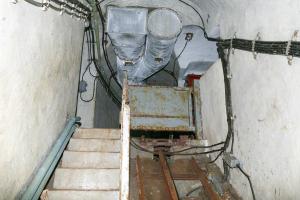 Ligne Maginot - PAS DU ROC - (Ouvrage d'artillerie) - Bloc 3
Le haut du plan incliné montant desservant le bloc