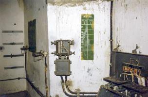 Ligne Maginot - PAS DU ROC - (Ouvrage d'artillerie) - Central Tir de l'ouvrage
Etat au début des années 2000