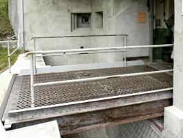 Ligne Maginot - SAINT GOBAIN - (Ouvrage d'infanterie) - Bloc EMH
Pont-levis en position et créneau FM