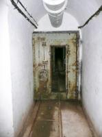 Ligne Maginot - SAPEY - (Ouvrage d'artillerie) - Bloc 4
Sas étanche dans la galerie d'accés au bloc
