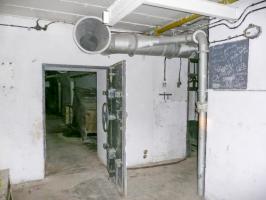 Ligne Maginot - SAPEY - (Ouvrage d'artillerie) - Bloc 4
Le haut du bloc - la porte étanche d'accés à la casemate