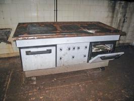 Ligne Maginot - SAPEY - (Ouvrage d'artillerie) - Cuisine
Détail de la cuisinière electrique