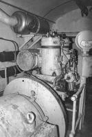 Ligne Maginot - ROQUEBRUNE - CORNILLAT - (Ouvrage d'artillerie) - L'usine électrique
Moteur diesel Alsthom de 89 CV et alternateur Alsthom