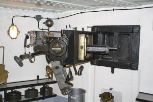 Ligne Maginot - OBERROEDERN SUD - RIEFFEL - (Casemate d'infanterie - Double) - Chambre de tir Sud
Jumelage de mitrailleuses Reibel MAC 31 effacé  