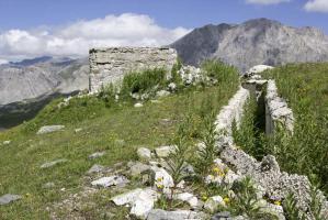 Ligne Maginot - VALLEE ETROITE - (Ouvrage d'infanterie) - Le bloc 1
Avec sa tranchée d'accès