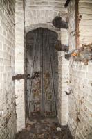 Ligne Maginot - I6 - (Abri) - Couloir extérieur de l'aile droite en l'état
Porte blindé à deux vantaux d'un sas d'entrée