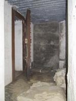Ligne Maginot - I12 - (Abri) - Accès muré dans le couloir de circulation
A gauche l'entrée d'une salle conservée