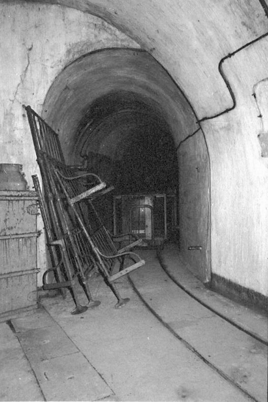 Ligne Maginot - MONTE GROSSO (MG) - E02 - (Ouvrage d'artillerie) - Les galeries en 1983 - Alain LOVINY