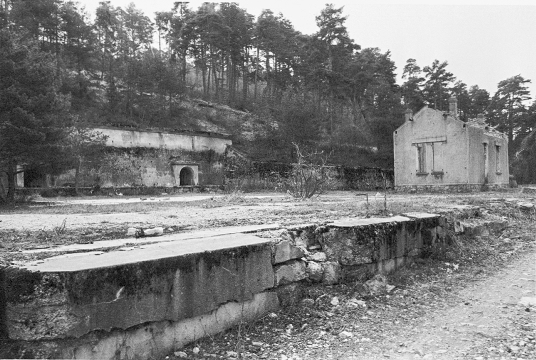 Ligne Maginot - FARGUET - (Dépôt de Munitions) - Photo prise en 1990 - Alain LOVINY