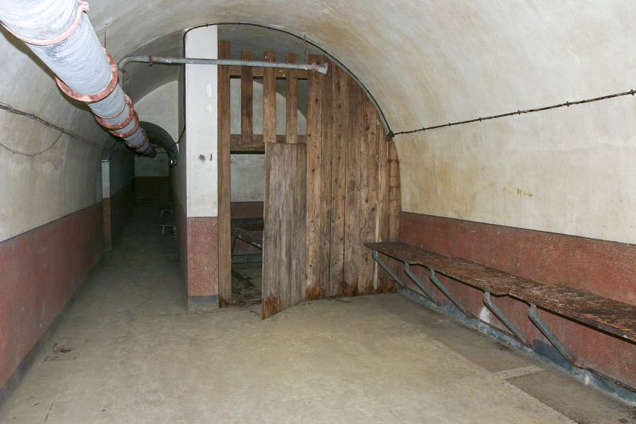 Ligne Maginot - BOIS d'ESCHERANGE - X3 (Quartier Kanfen - I/169°RIF) ( Abri ) - Le refectoire - ZEIG Marc - Col  HUYGEN Georges
