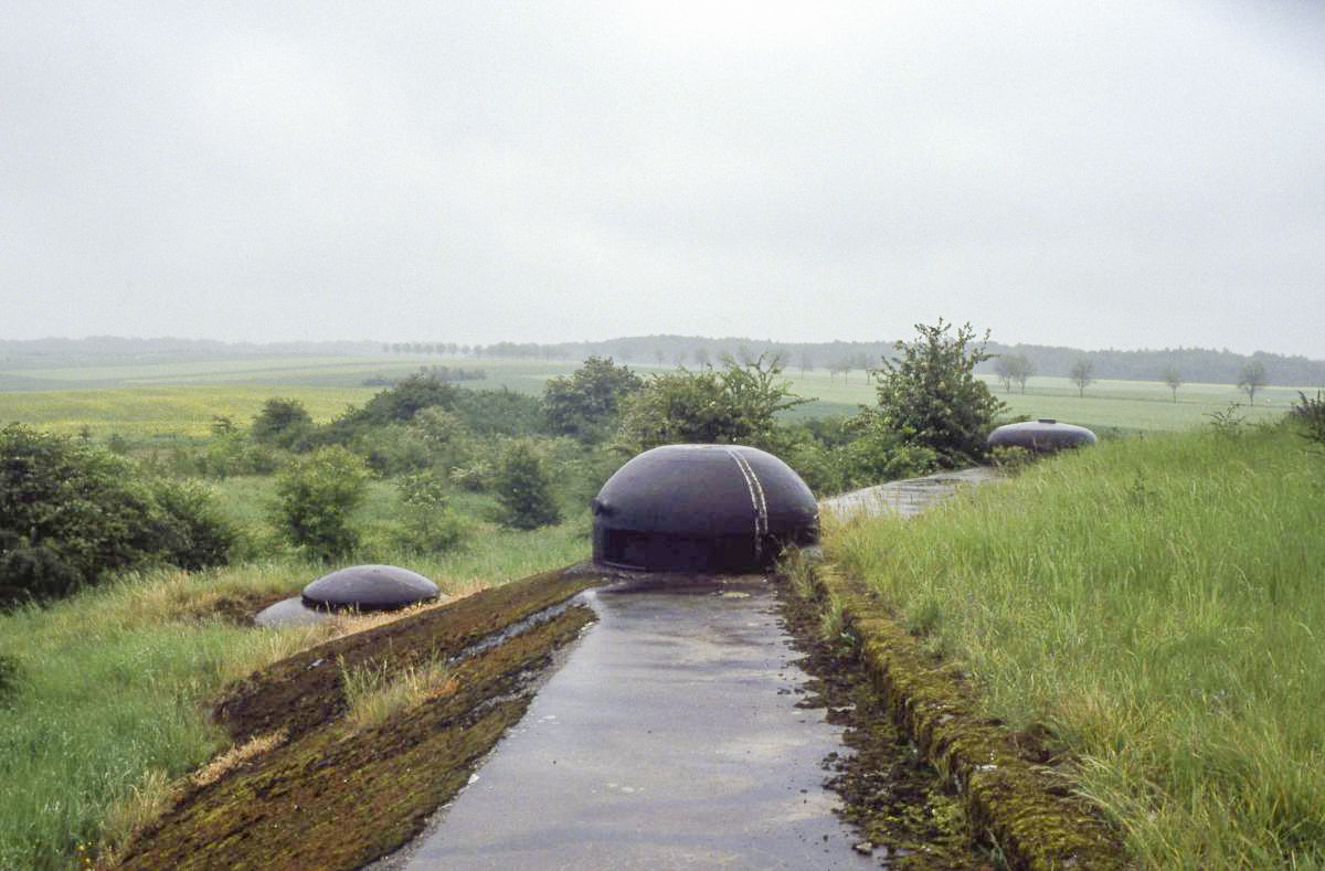 Ligne Maginot - BOIS DU FOUR - A5 - (Ouvrage d'infanterie) - Cloche GFM nord, cloche VDP et tourelle mitrailleuses - Valentin Hemmert