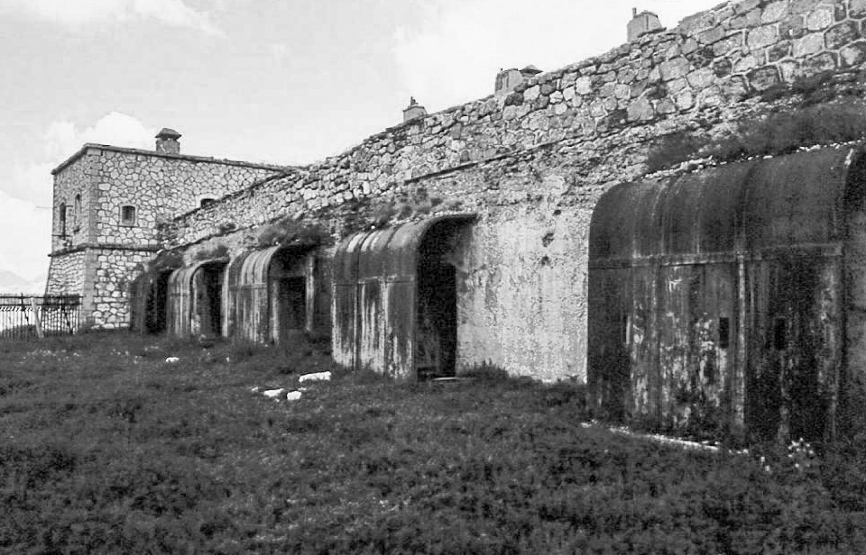 Ligne Maginot - GONDRAN C - (Ouvrage d'infanterie) - Vue du fort C de la position des Gondrans - LOVINY Alain