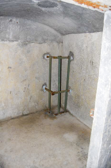 Ligne Maginot - ANCIEN CAMP - (Abri) - Munitions - Michal Prasil