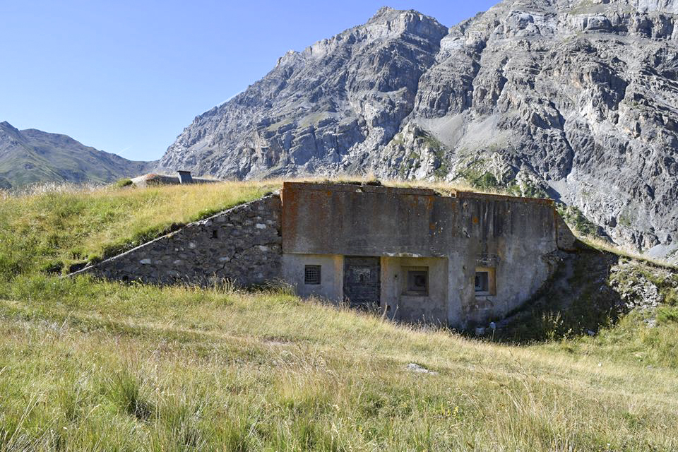 Ligne Maginot - PLATE LOMBARDE - (Ouvrage d'infanterie) - Le bloc d'entrée - NOEL Yves - AOM 22 Juin