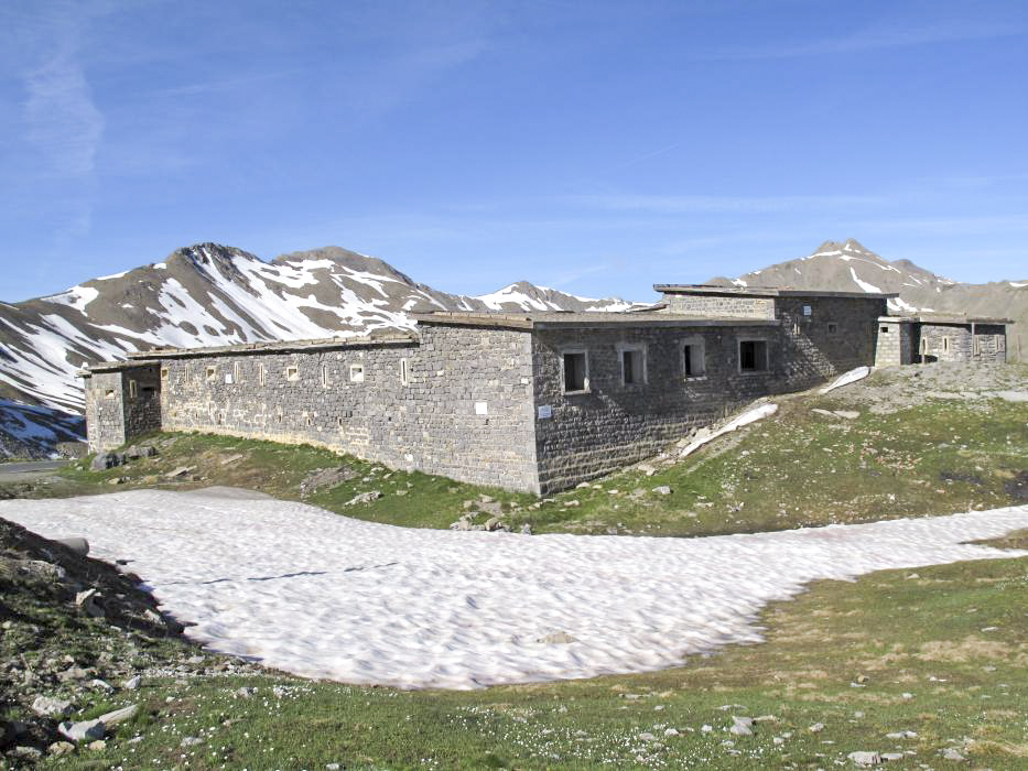 Ligne Maginot - CAMP DE RESTEFOND - (Casernement) -  - Patrick ARMAND