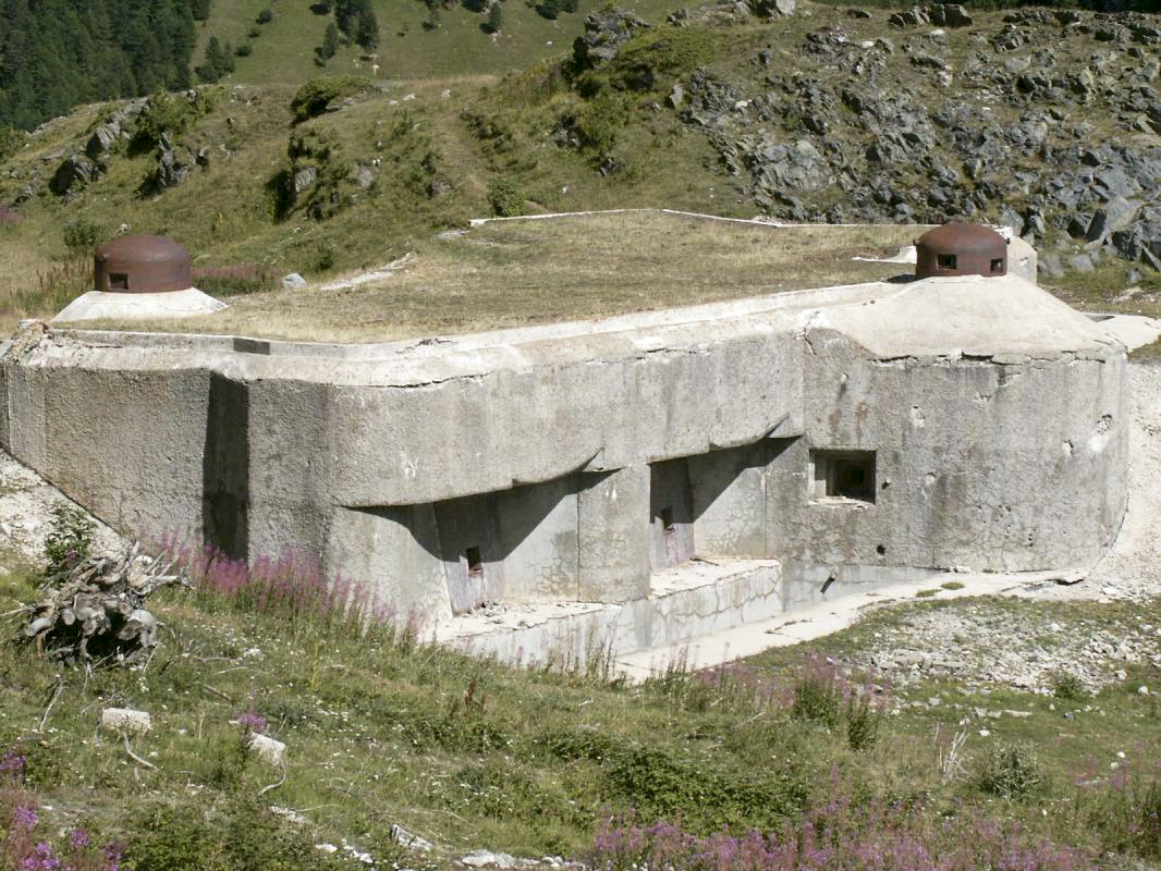 Ligne Maginot - LAVOIR - (Ouvrage d'artillerie) - Bloc 5 - JOLAS, Jean-Michel