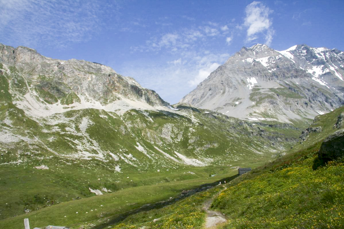Ligne Maginot - VANOISE - (Ouvrage d'infanterie) - Vue générale de l’environnement
L'ouvrage est au milieu de la prise de vue - Alain Perouffe