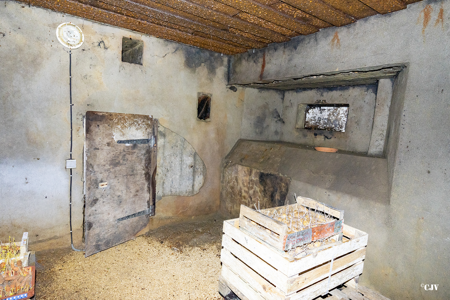 Ligne Maginot - DB306 - DONCOURT NORD - (Blockhaus pour arme infanterie) -  - Lia VERMEULEN