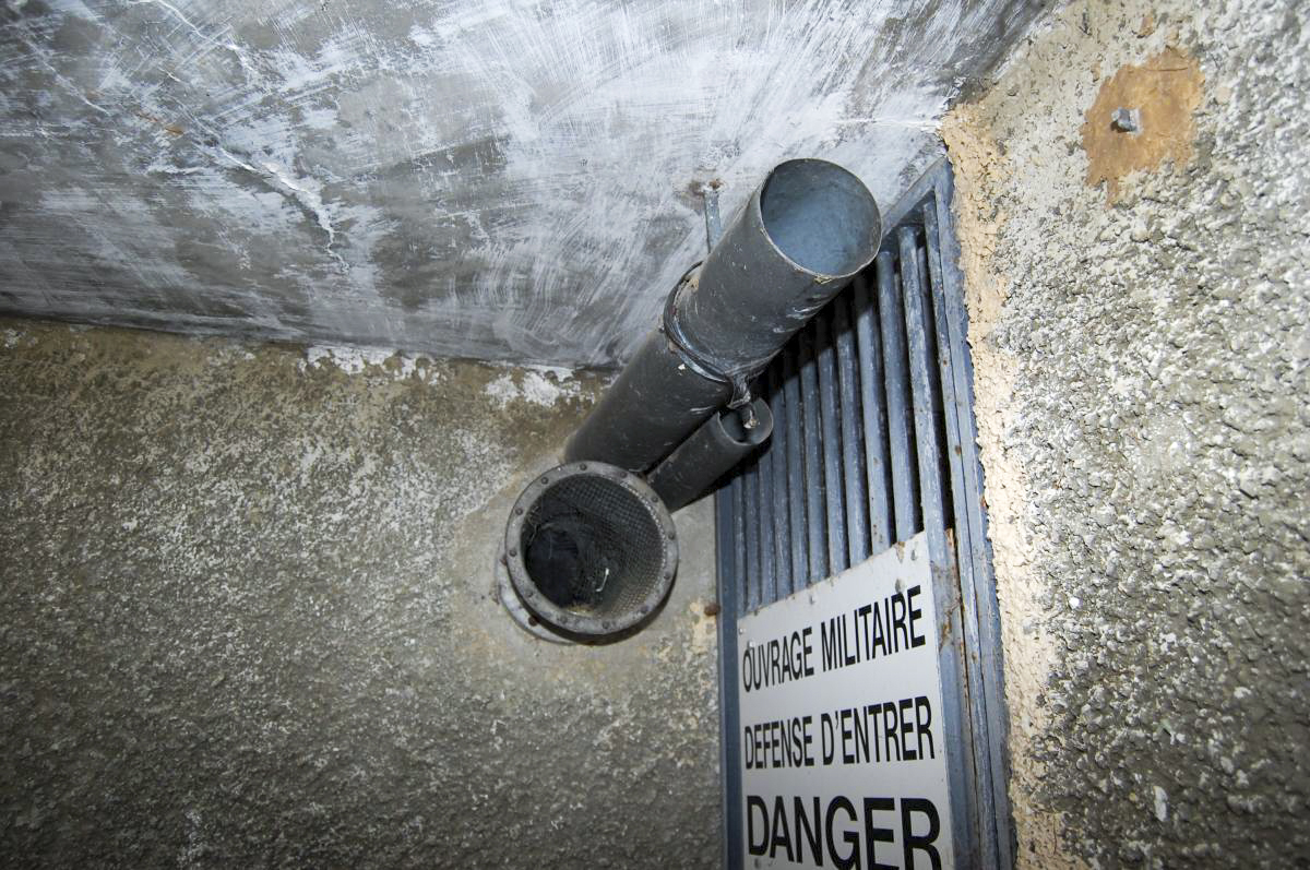 Ligne Maginot - CHARMAIX - (Central téléphonique isolé) -  - Michal Prasil