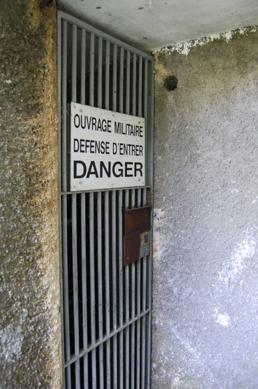 Ligne Maginot - CHARMAIX - (Central téléphonique isolé) - état en 2011 - Michal Prasil