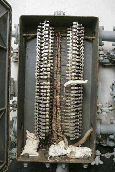 Ligne Maginot - CHARMAIX - (Central téléphonique isolé) - Le boitier de protection - ZEIG Marc